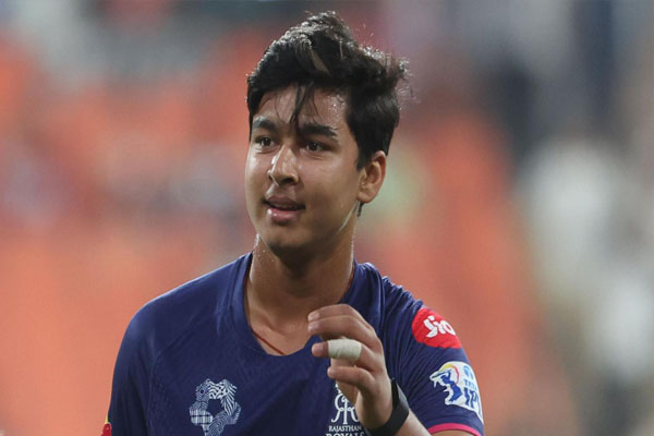 ಮತ್ತೆ ಶಾಲೆಯತ್ತ ಮುಖ ಮಾಡಿದ ಯಂಗ್ ಟೈಗರ್: CBSE ಬೋರ್ಡ್ ಎಕ್ಸಾಮ್ ಗೆ ಸೂರ್ಯವಂಶಿ ರೆಡಿ!